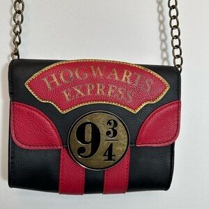 Harry Potter Hogwarts Express Sling Chain Crossbody Bag Purse Small Black Red